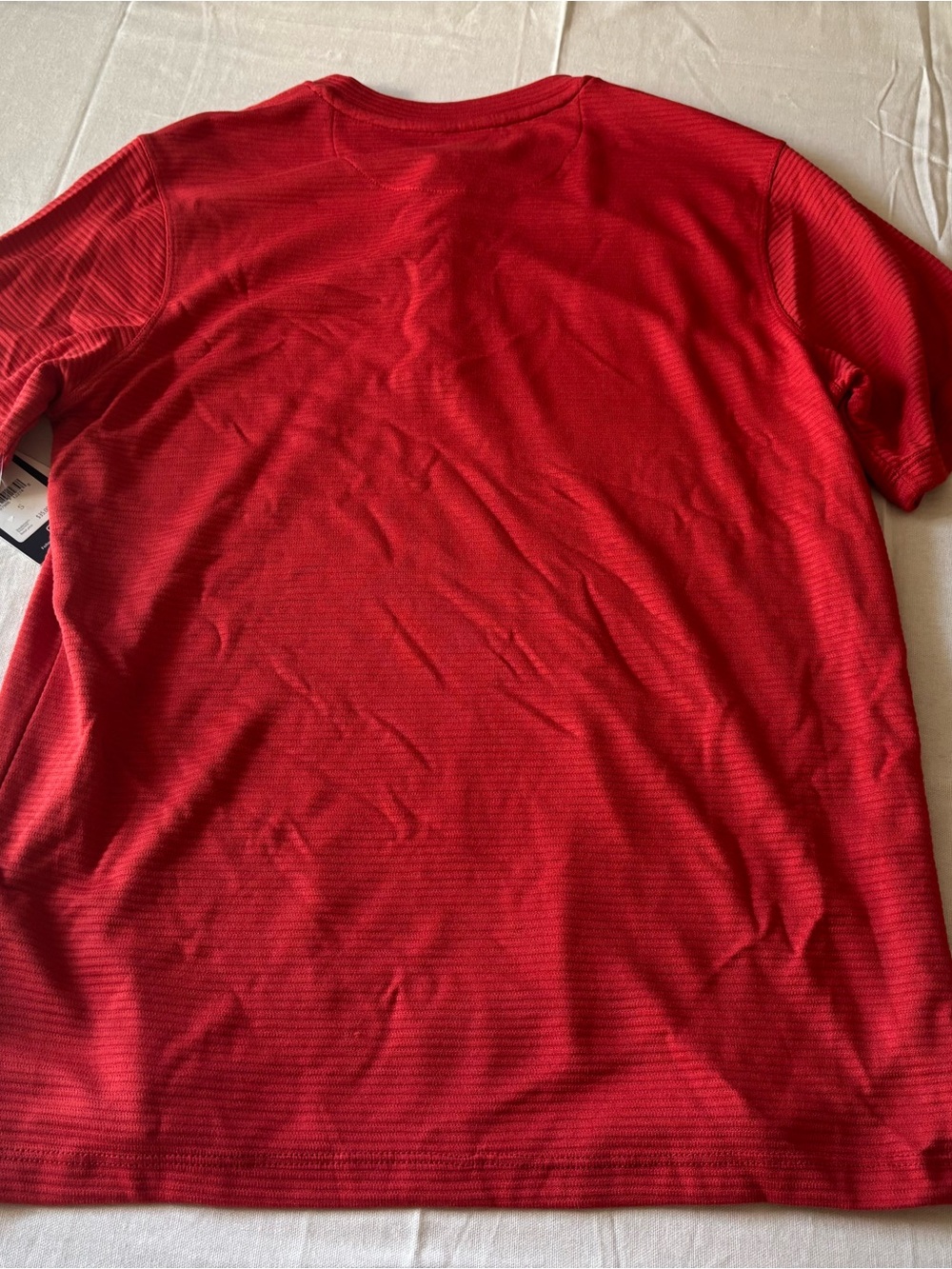 Lands' End Men's Bright Red Short-Sleeve Henley - Picture 6 of 6